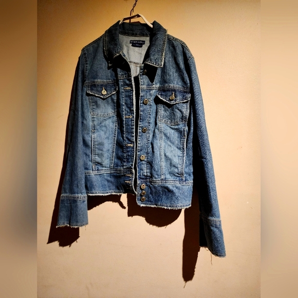 BANDOLINOBLU Jackets & Blazers - BANDOLINOBLU Distressed Denim Jacket